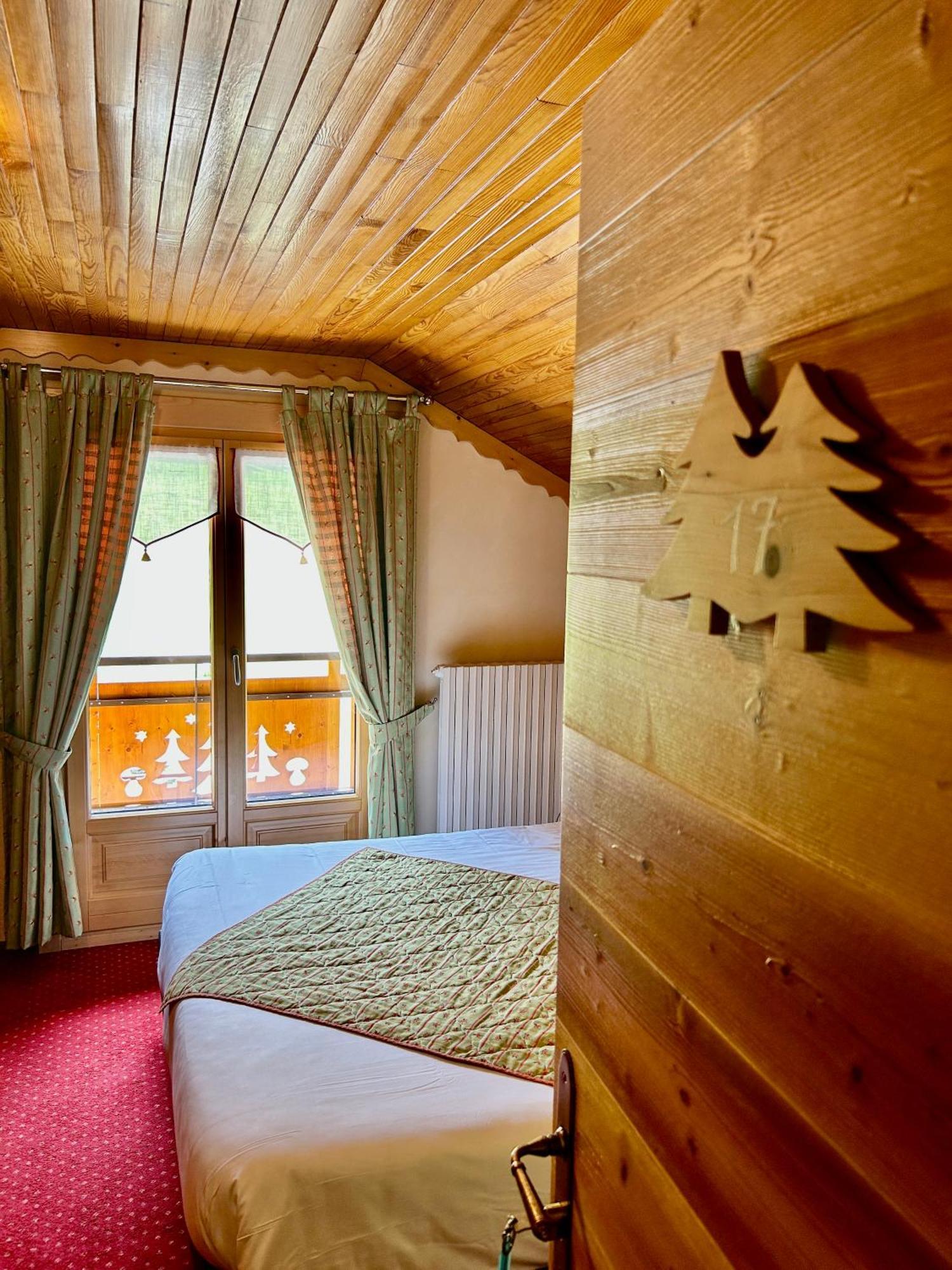 Hameau Des Prodains - Hotel มอร์ซีน ภายนอก รูปภาพ