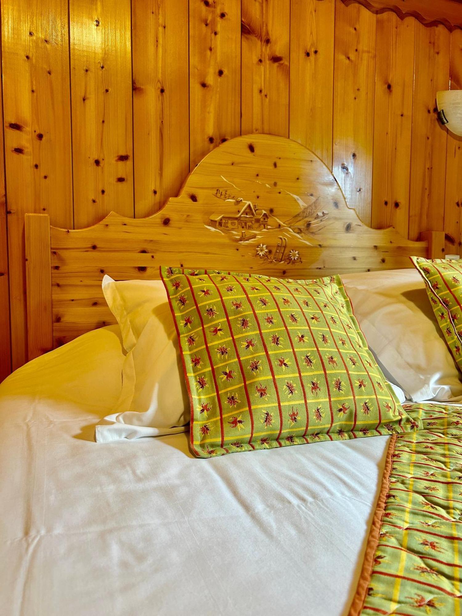 Hameau Des Prodains - Hotel มอร์ซีน ภายนอก รูปภาพ